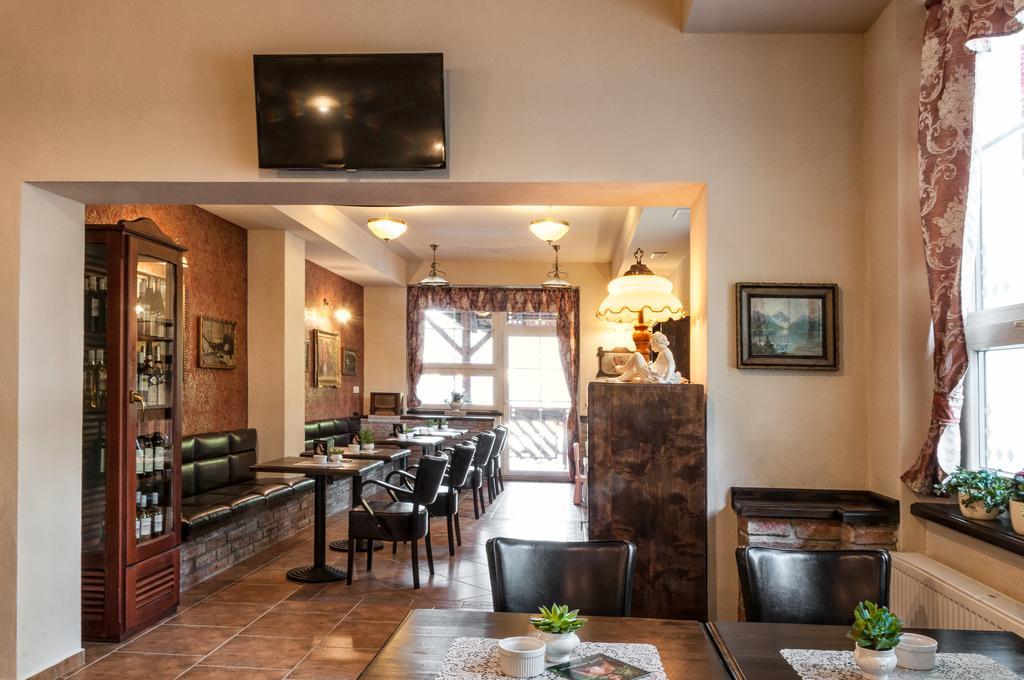 Hotel Na Skalkách Nový Jičín Esterno foto
